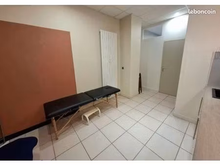local professionnel à louer