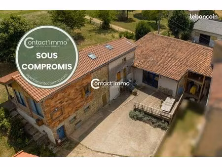 maison 8 pièces 264 m²