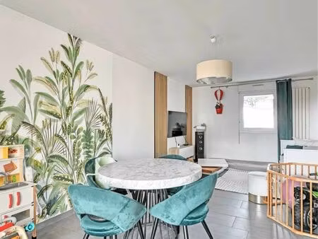 appartement traversant avec terrasse