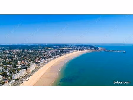 terrain 635 m² porniche