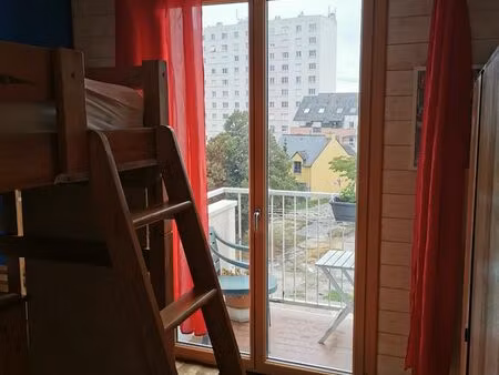 chambre à louer dans appartement chez habitant