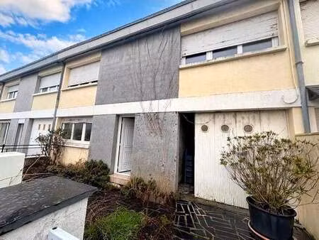 vente maison à saumur (49400) : à vendre / 96m² saumur