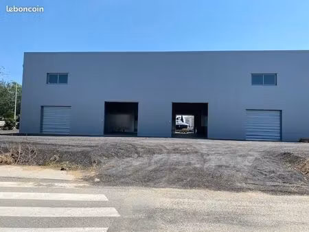 hangar beaucaire