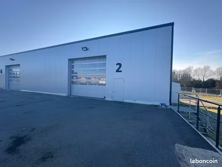 local d'activité 225 m²