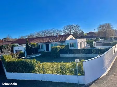 maison de plain-pied 5 chambres - 130m