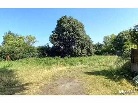 terrain 1 038 m² batz sur mer