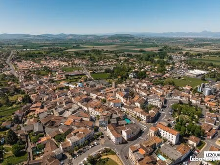 propriété 5 pièces 140 m²