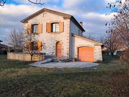 maison à pont du chateau