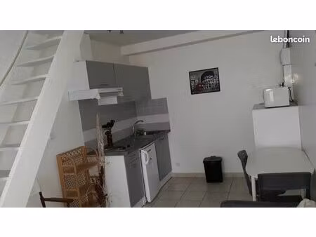 t2 à louer proche pont de tasdon