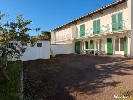 à louer à l’année t3 non meublé sur rivedoux ( île de ré)