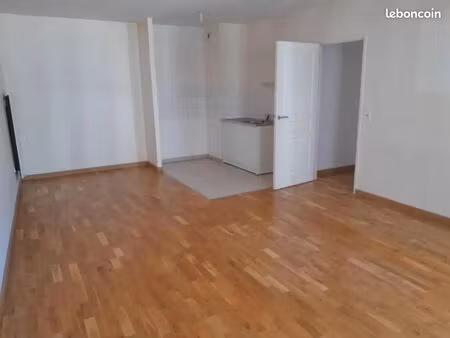 appartement 66 m² saint pierre avec 60 m² de jardin