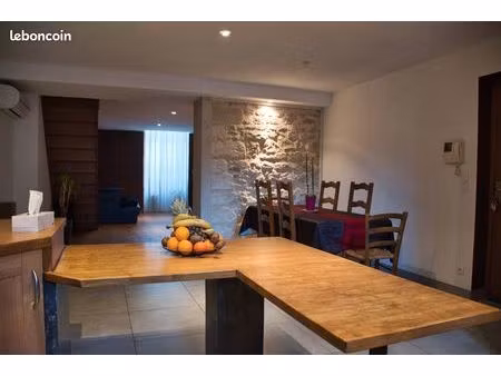 appartement t3 104m² cadre calme et lumineux  centre historique de lunel