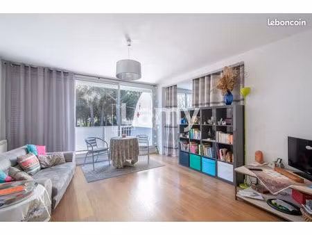 appartement 3 pièces 69 m²