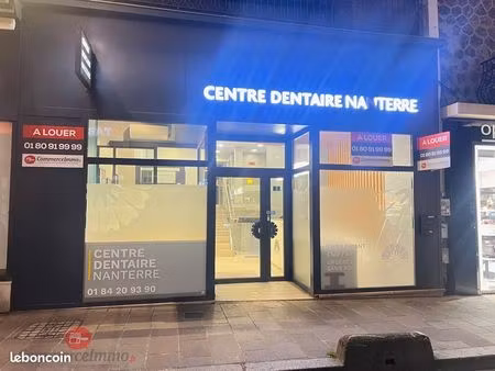 boutique 452 m² nanterre