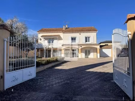 vente maison 6 pièces 168 m² bagnols-sur-cèze (30200)