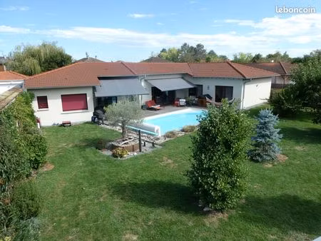 maison de plain pied de standing 130 m2 habitable