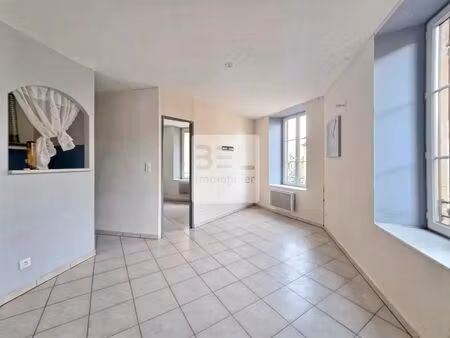 vente immeuble 255 m² pont-saint-esprit (30130)