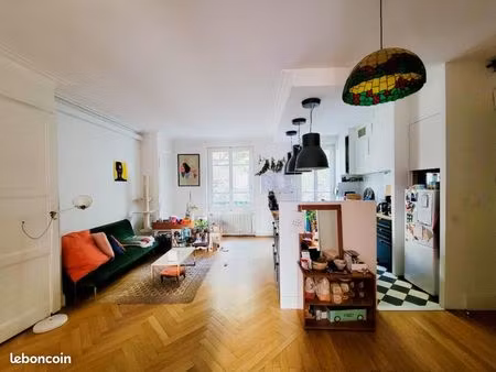 lyon 6 - triangle d'or / rue cuvier - t4 92m² - sectorisation lycée du parc