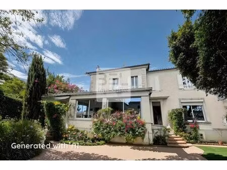 vente maison 7 pièces 235 m² bagnols-sur-cèze (30200)