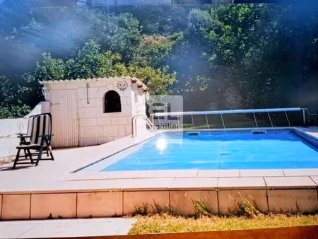 vente maison 8 pièces 186 m² chusclan (30200)