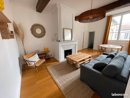 appartement t2 sur le port