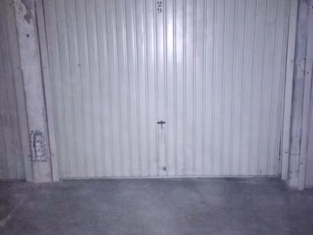 garage/box 13 m² francheville