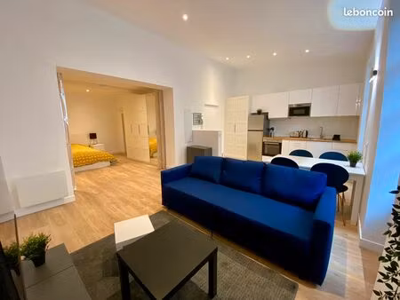 charmant t2 tout équipé refait à neuf ecusson