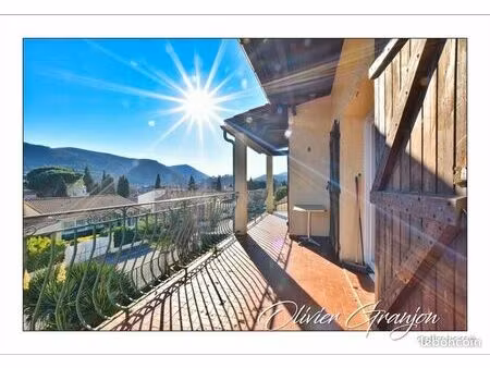 maison 11 pièces 207 m²