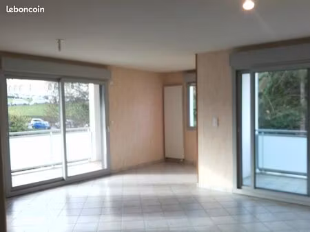 grand t3 quartier calme proche du centre