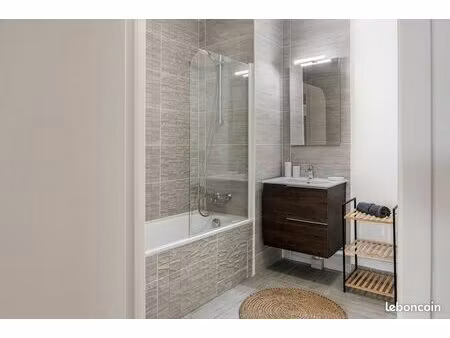 appartement - 3 pièces - avant-scene