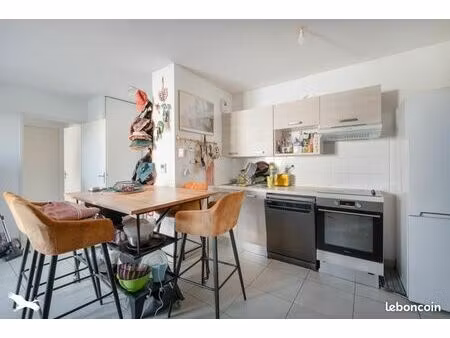 appartement 3 pièces 58 m²