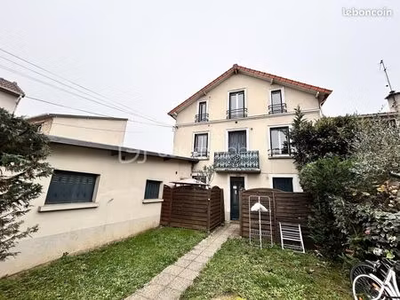 immeuble 11 pièces 355 m²