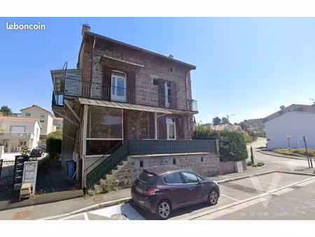 immeuble 10 pièces 220 m²