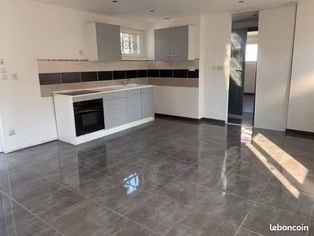 appart 58 m² secteur bergson-proche arrêt de tramway