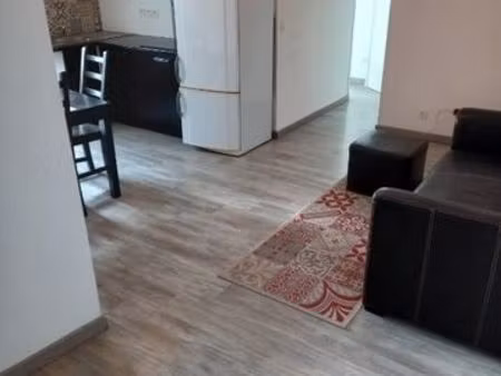 loue a appartement 40m2