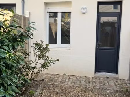 quartier chasse royale maison rénovée avec jardinet