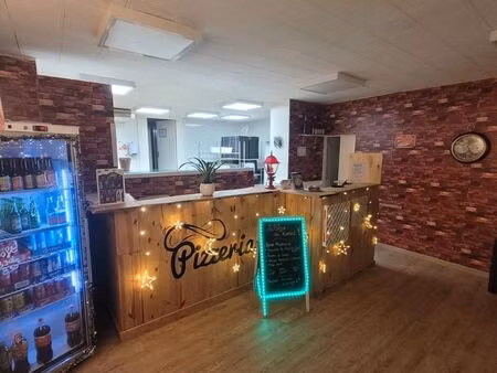 pizzeria avec distributeurs a 15min du mont dore