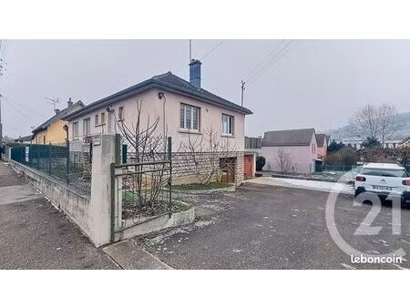 maison 7 pièces 121 m²