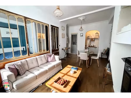 appartement t2 lumineux - 32m2 - proche de la victoire