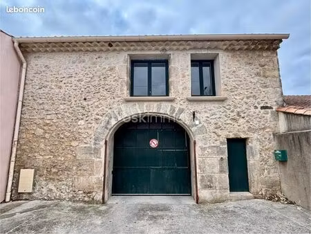 immeuble 2 pièces 250 m²