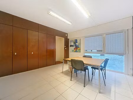 local d'activité nancy 42 m2