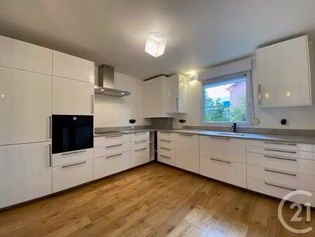 maison à louer - 5 pièces - 105 m2 - belfort - 90 - franche-comte