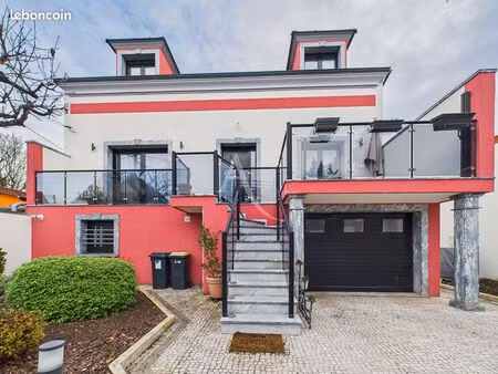 maison 4 pièces 95 m²