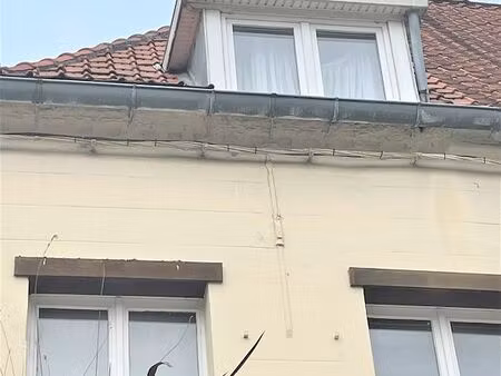 immeuble 2 pièces 151 m²