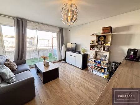 f2 meublé de 42.56 m2 loué meublé