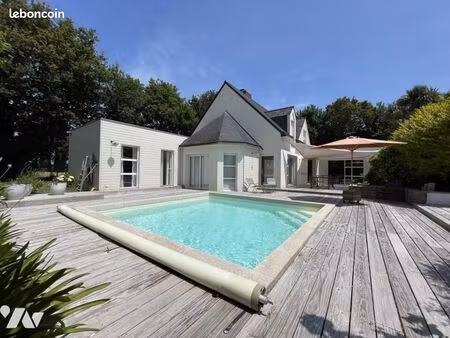 maison 6 pièces 200 m²