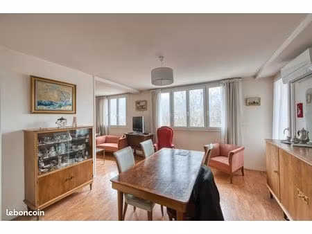 t6 - 96m2 - eaux claires