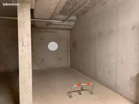 parking 13 m² pralognan la vanoise