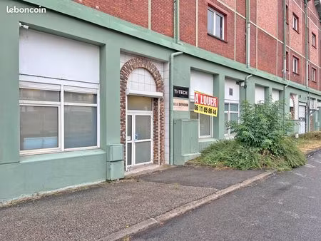 3 dépot commercial + bureaux 1090m2 (3500/mois) 4 200