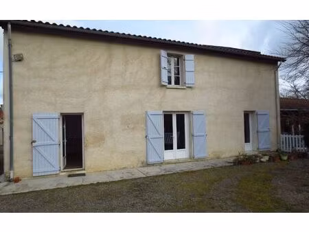 location maison  m² t-5 à jû-belloc  640 €